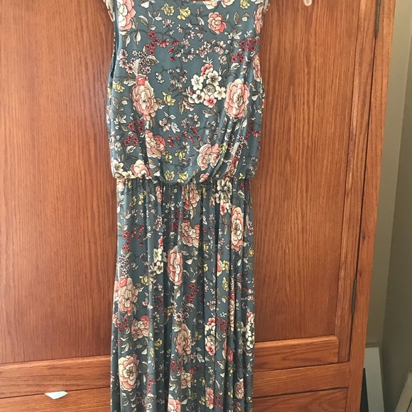 Colorful Cotton Sleeveless Scooped Back Sundress - Picture 6 of 6